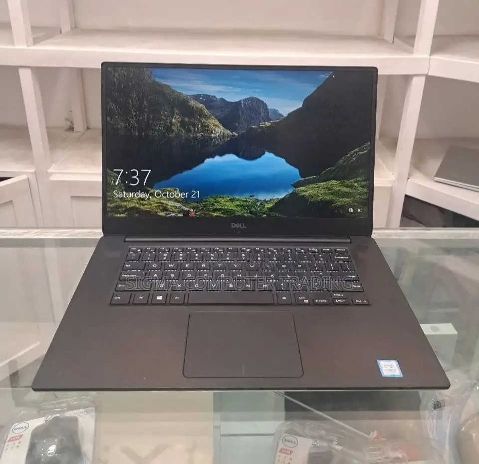 New Laptop Dell XPS 15 16GB Intel Core I7 SSD 512GB