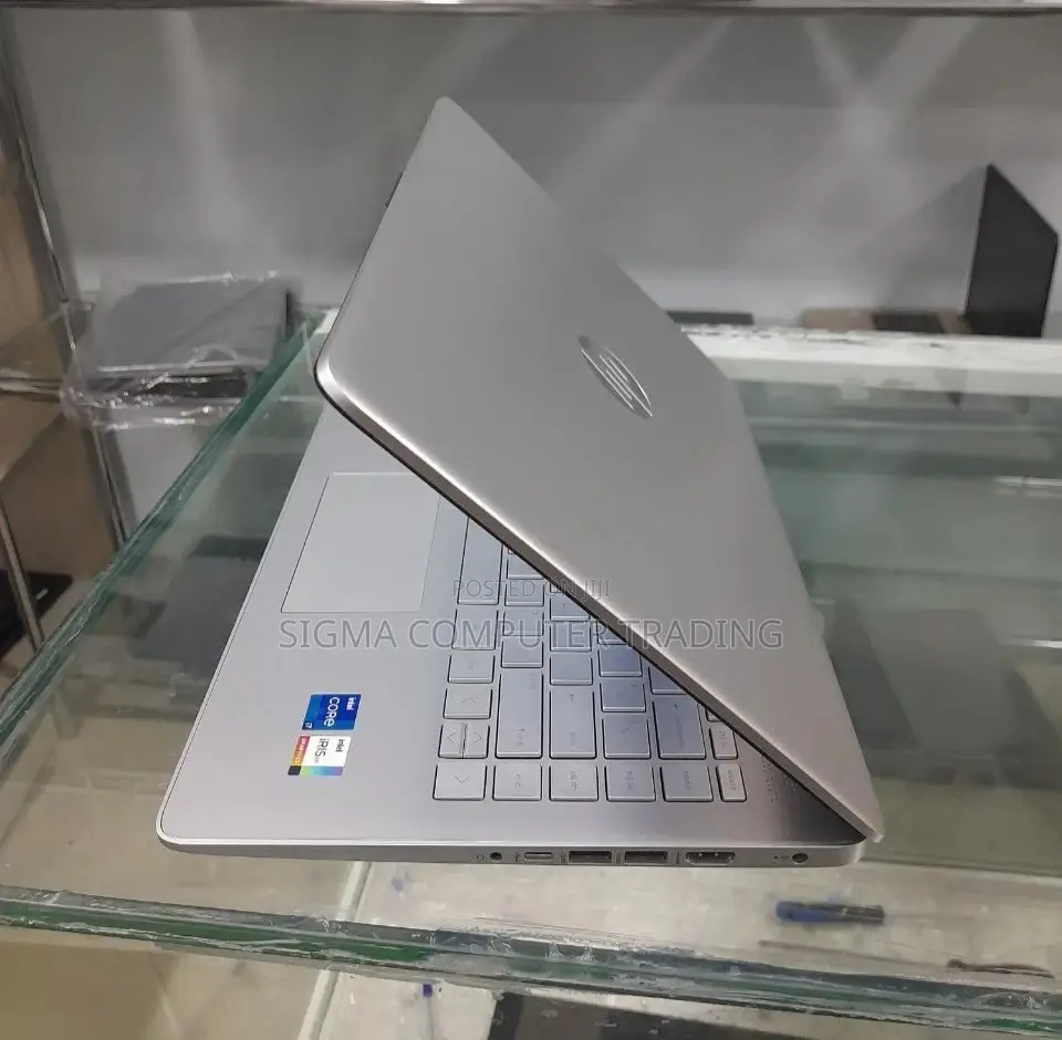 New Laptop HP Stream Notebook 16GB Intel Core I7 SSD 512GB