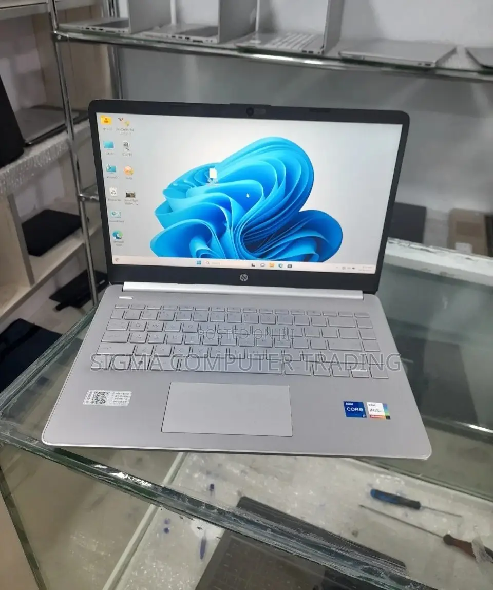 New Laptop HP Stream Notebook 16GB Intel Core I7 SSD 512GB