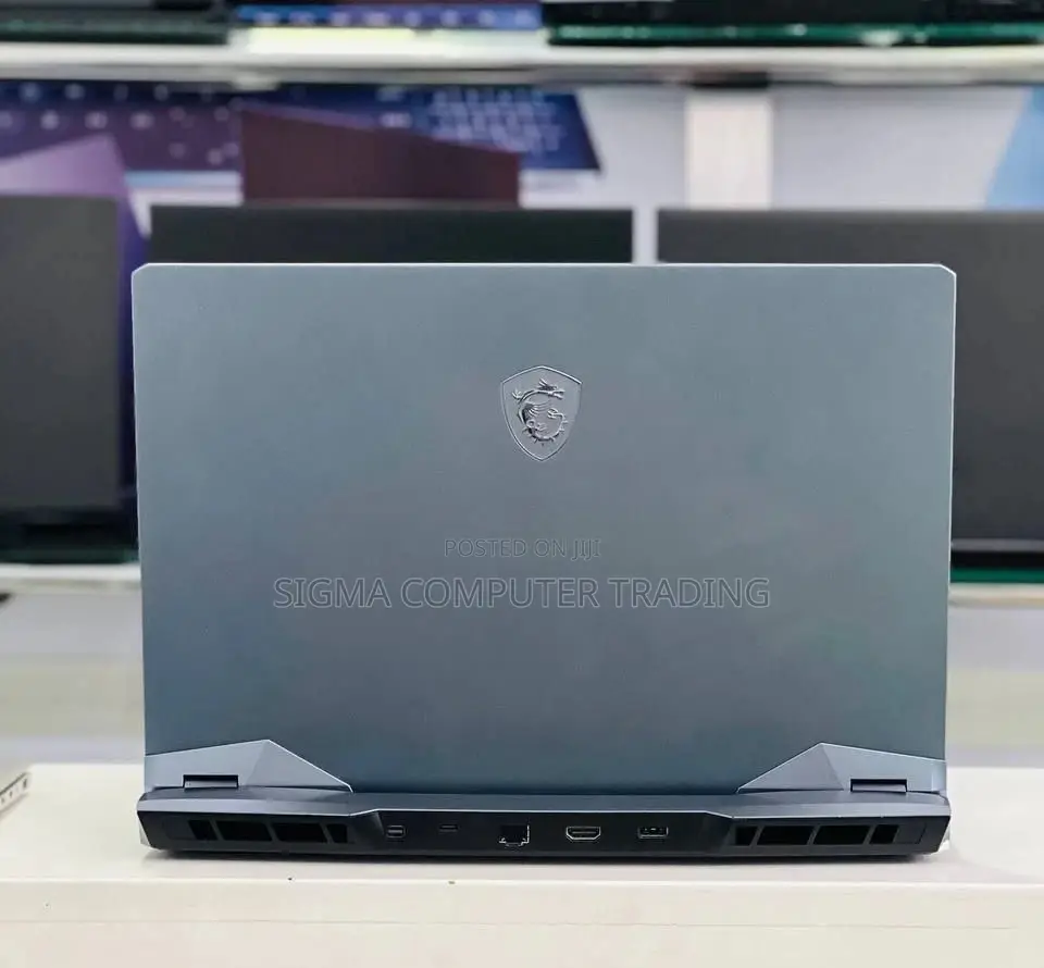 New Laptop MSI GP75 Leopard 16GB Intel Core I7 SSD 1T
