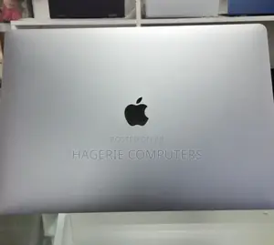 New Laptop Apple MacBook Pro 2017 16GB Intel Core I7 SSD 512GB