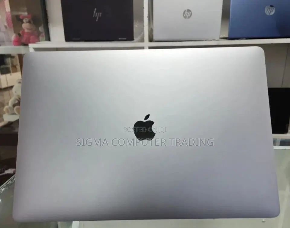 New Laptop Apple MacBook Pro 2017 16GB Intel Core I7 SSD 512GB