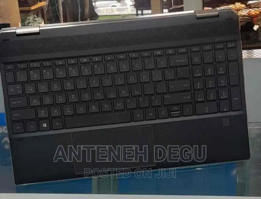 New Laptop HP Spectre X360 16GB Intel Core I7 SSD 512GB