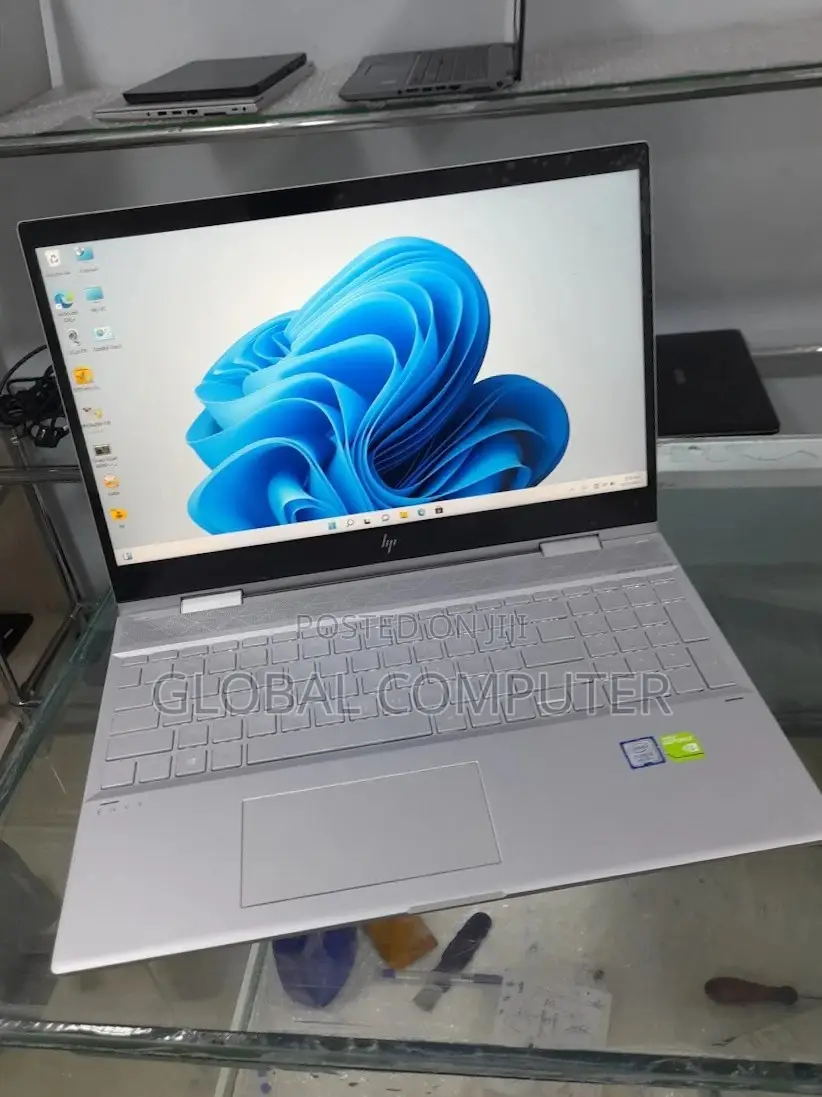 New Laptop HP 16GB Intel Core I5 SSD 512GB