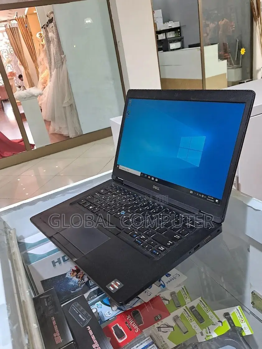 New Laptop Dell Latitude 11 3150 8GB AMD Ryzen 5 SSD 256GB