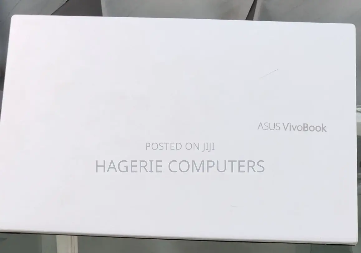 New Laptop Asus VivoBook 15 X505BA 4GB Intel Core I3 SSD 256GB