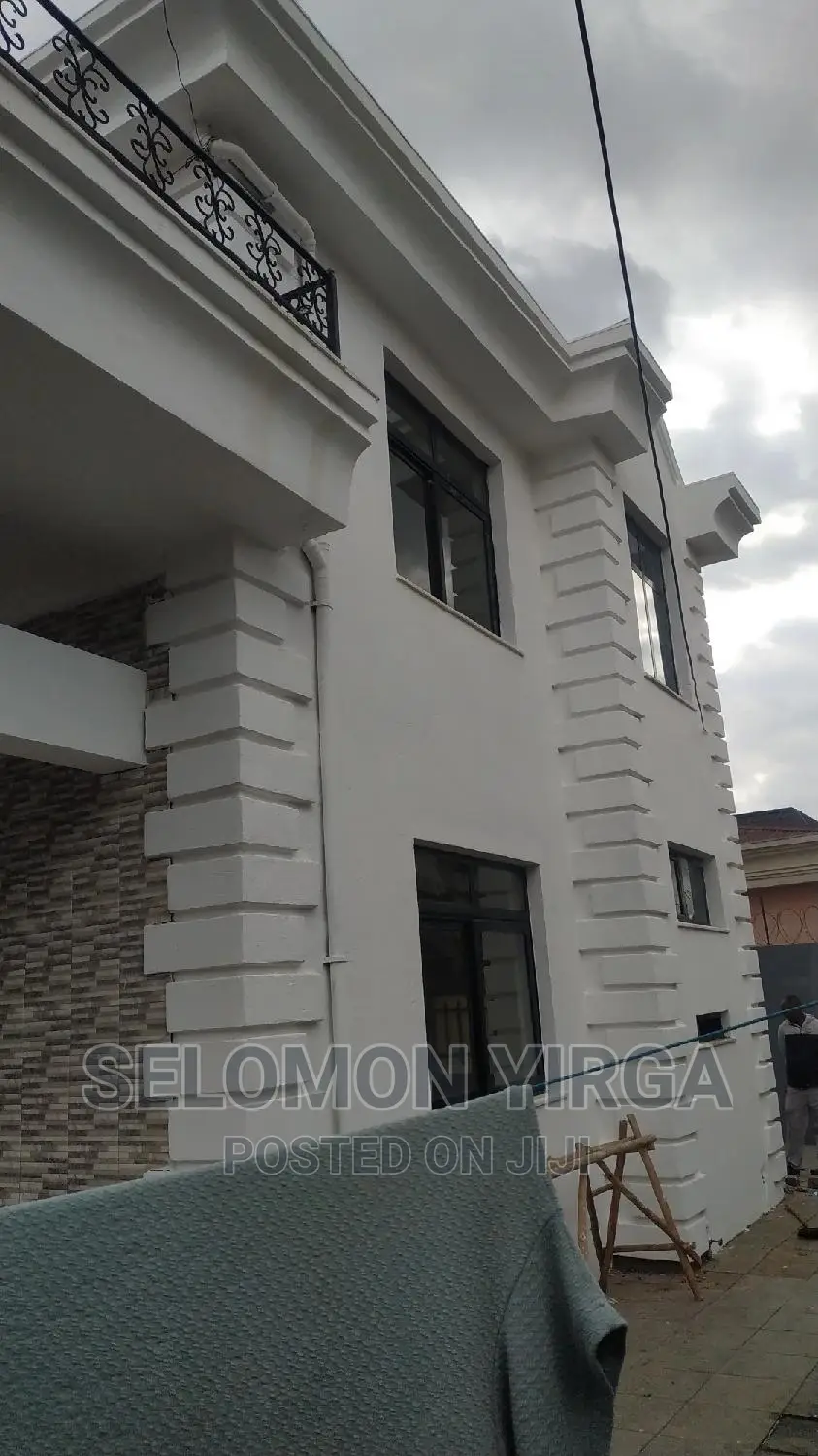 6bdrm Duplex in Addies Abeba, Yeka for sale