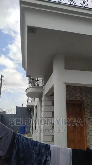 6bdrm Duplex in Addies Abeba, Yeka for sale