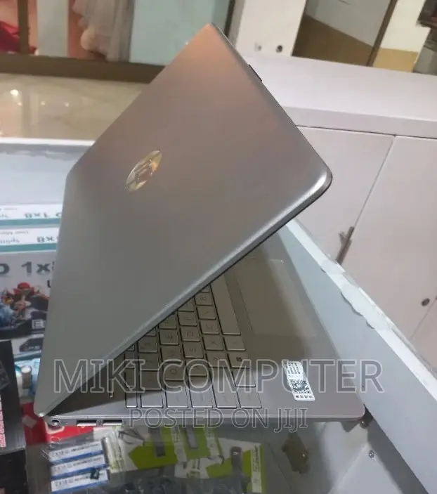 New Laptop HP Stream Notebook 8GB Intel Core I5 SSD 512GB