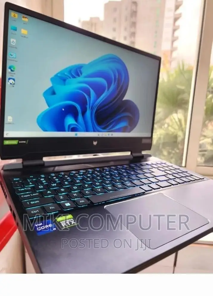 New Laptop Acer Predator Helios 300 16GB Intel Core i9 SSD 1T