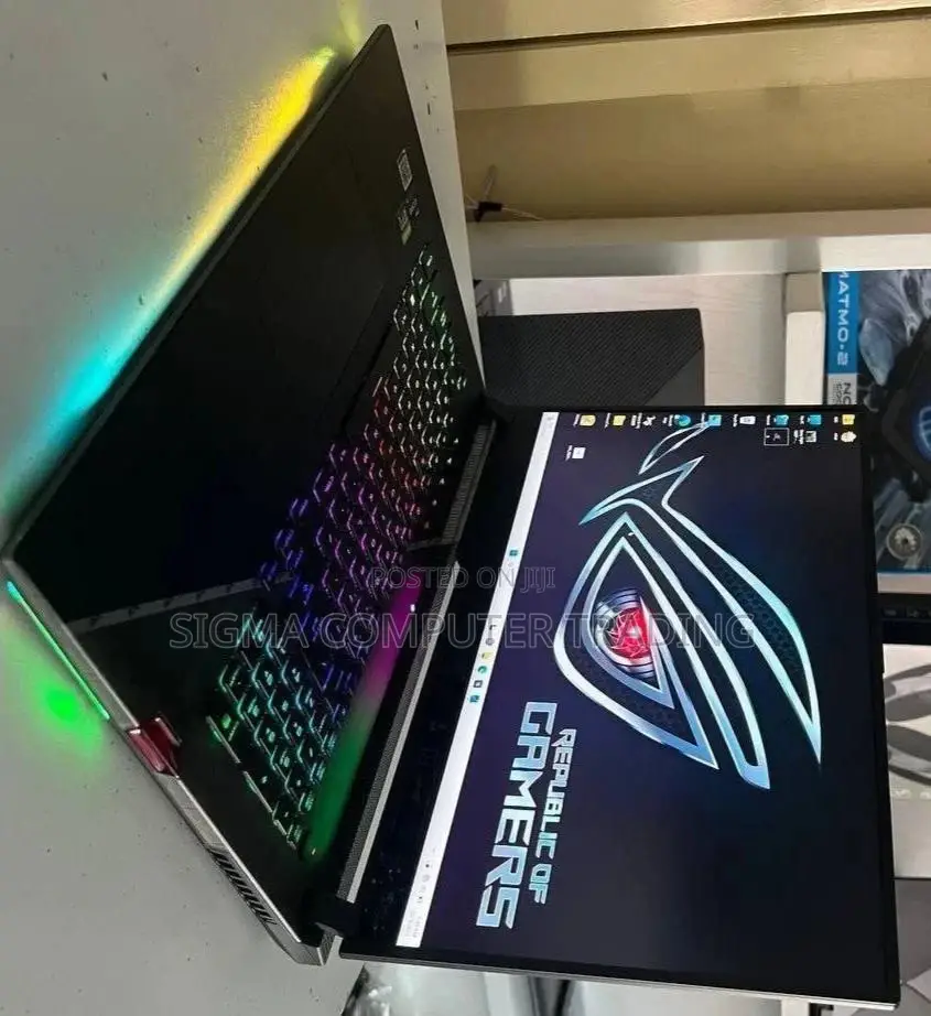 New Laptop Asus ROG Strix G15 32GB Intel Core I9 SSD 1T