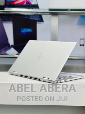 New Laptop HP Envy X360 15z 8GB Intel Core I5 SSD 256GB