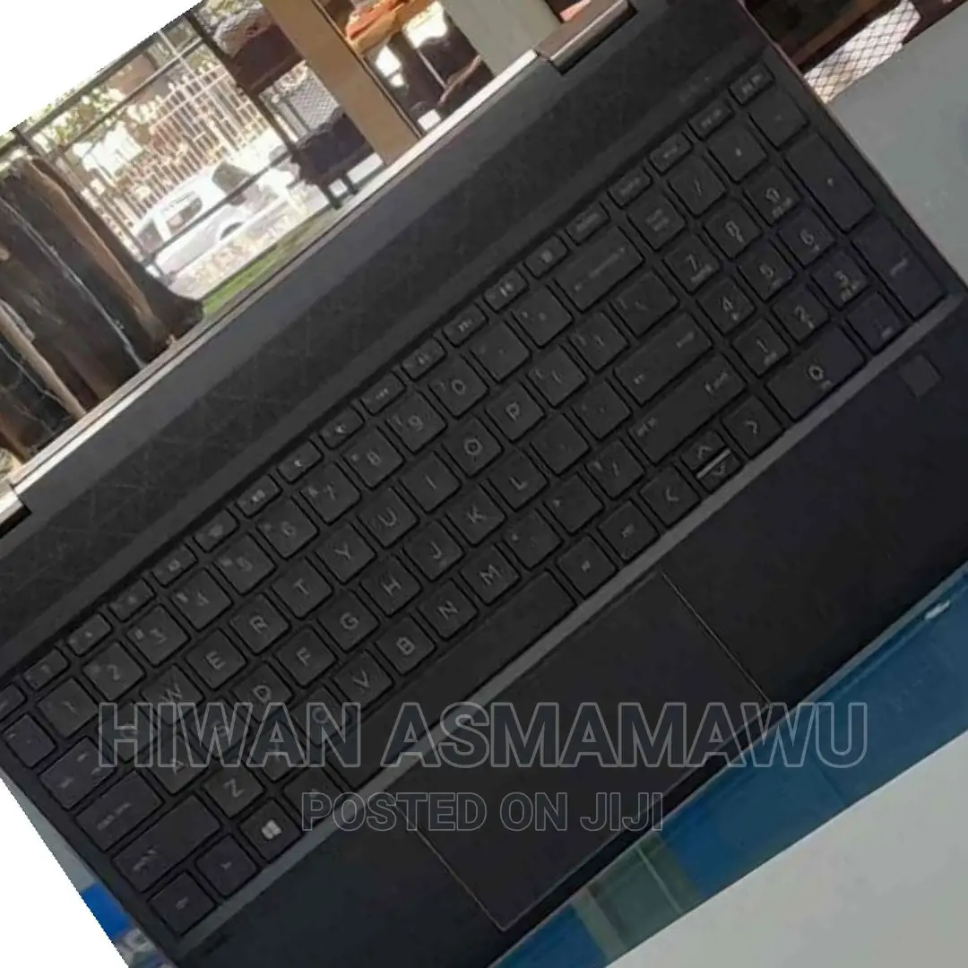 New Laptop HP Spectra 13 16GB Intel Core I7 SSD 512GB