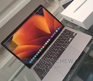 New Laptop Apple MacBook Air 2020 M1 256GB Intel Core i5 HDD 512GB