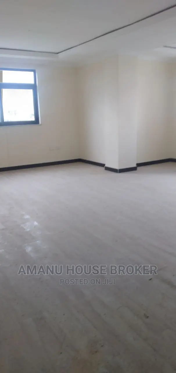 Urgent Rent Office 380sqm