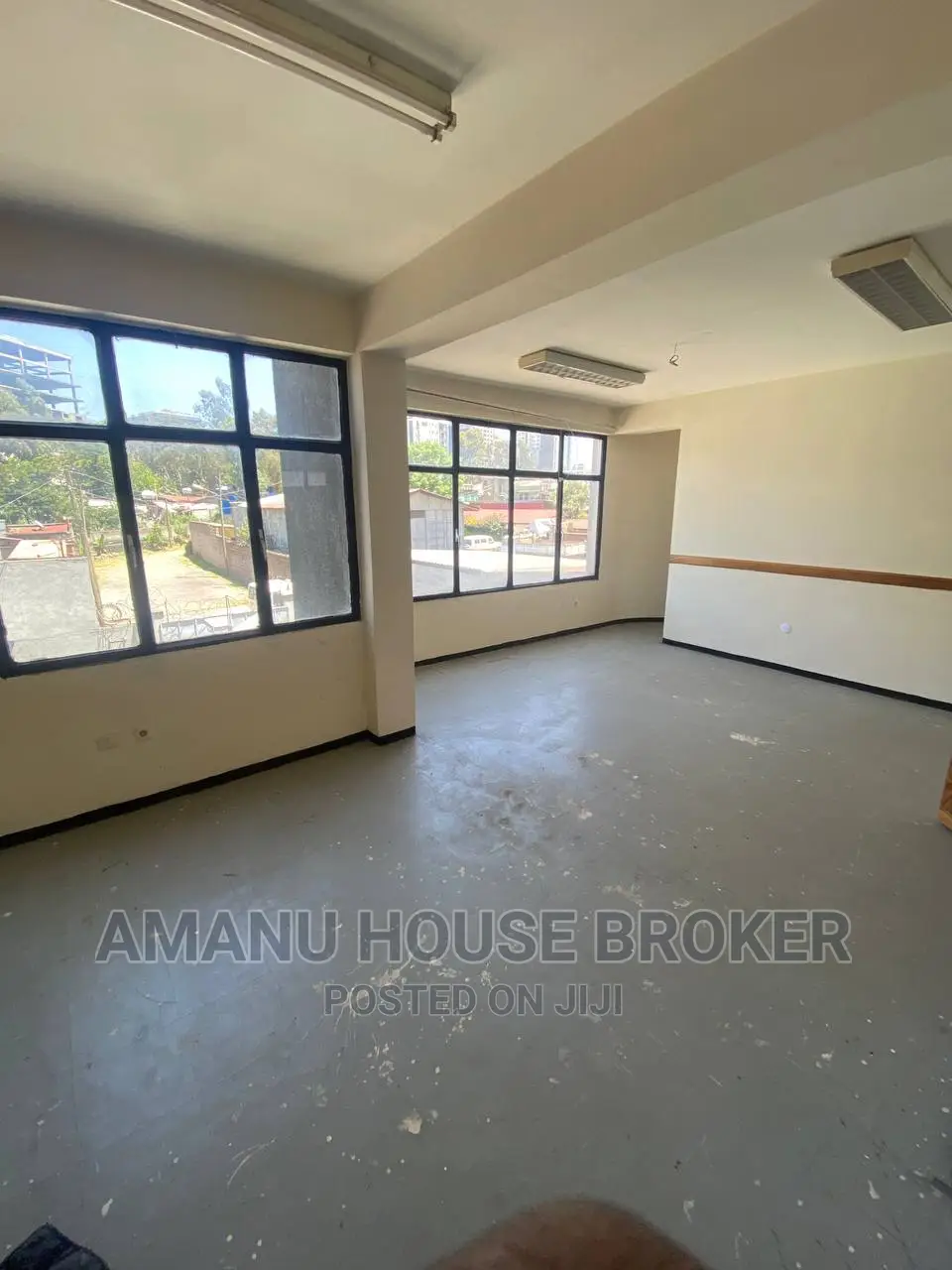 Urgent Rent Office 380sqm