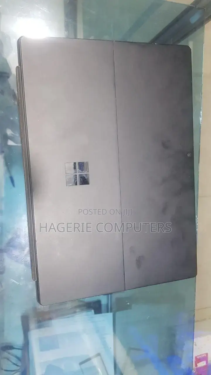 New Laptop Microsoft Surface Pro 7 8GB Intel Core I5 SSD 256GB