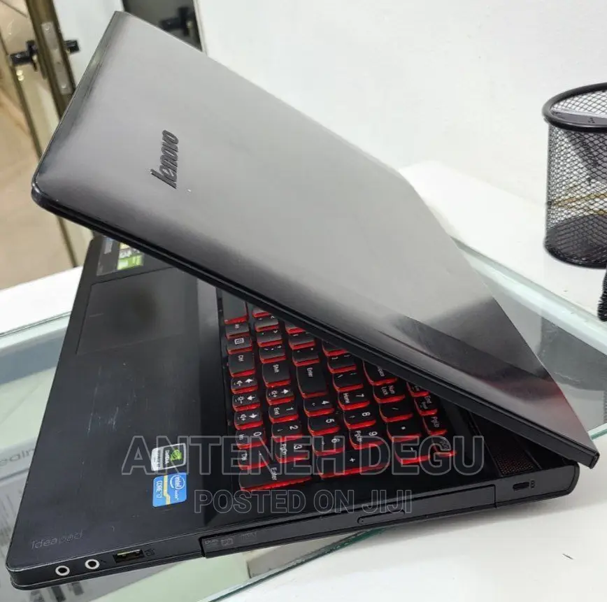 New Laptop Lenovo IdeaPad Y500 8GB Intel Core I7 SSD 1T