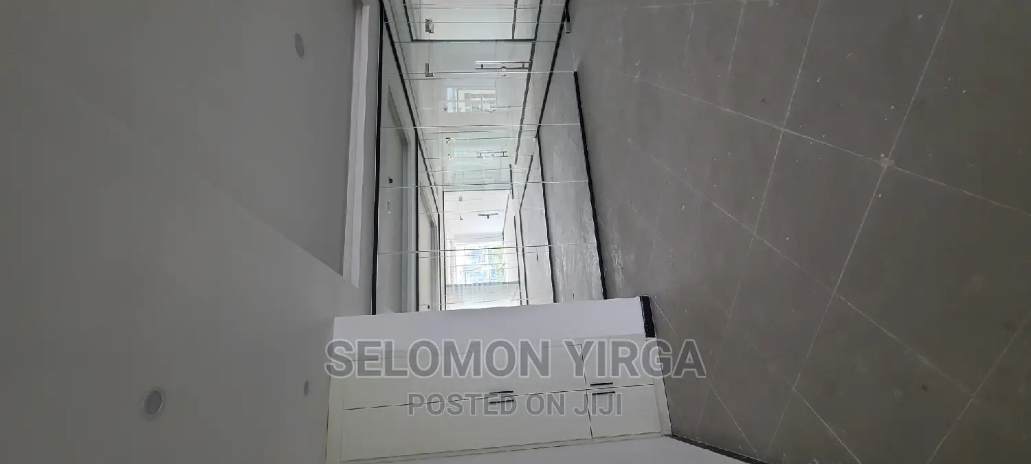 የቢሮ ክራይ አለ