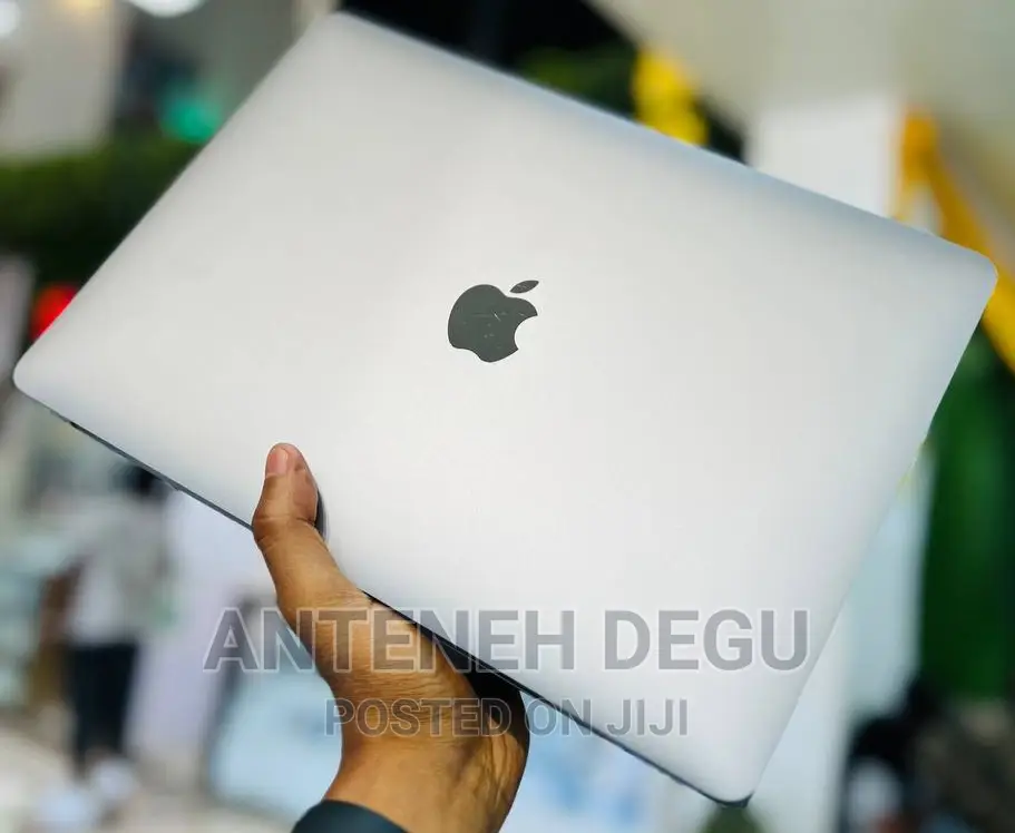 New Laptop Apple MacBook Air 2020 M1 8GB Apple M1 SSD 512GB