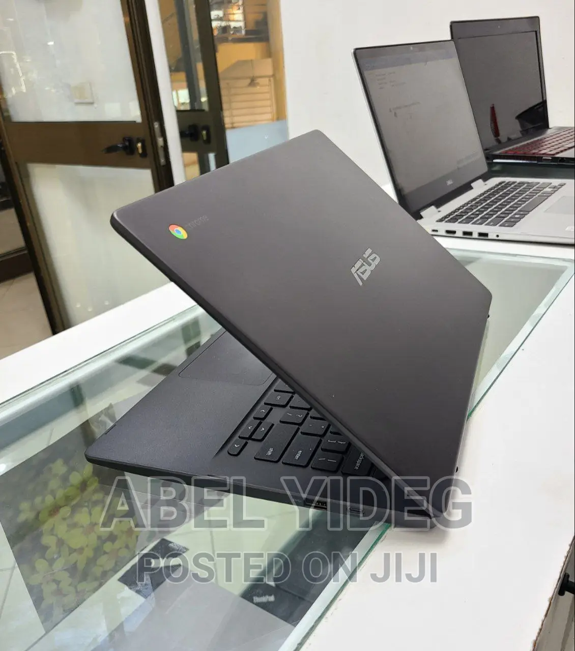 New Laptop Asus Chromebook C423 4GB Intel Celeron SSD 128GB