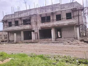 3bdrm House In Enyi Real Estate, Nifas Silk-lafto For Sale