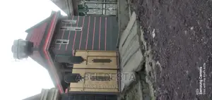 3bdrm Villa in 40 Meter, Adama for sale