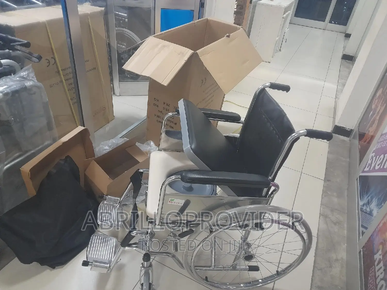 150kg Wheelchair/New Packed Wheelchair/Toielet Wheelchair
