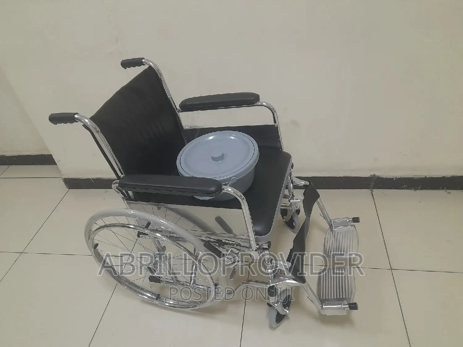 New Packed Wheelchair/Potty Wheelcahir/Foldable Wheelchair