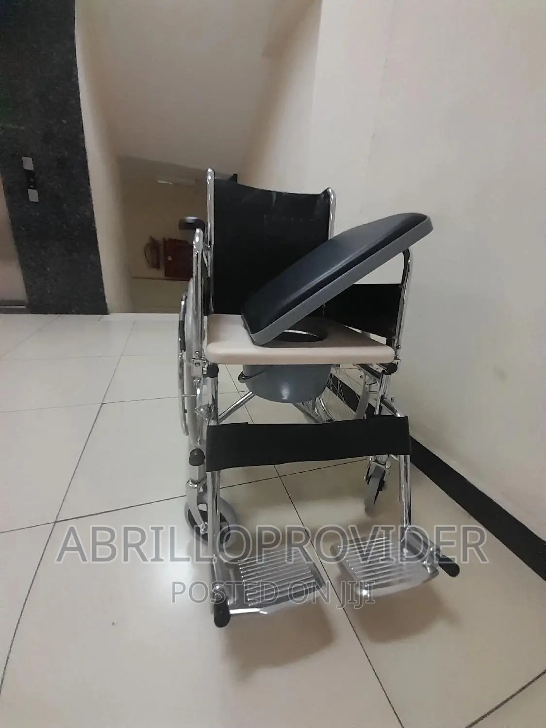 Wheelchair/Popo Wheelchair/Toilet Wheelchair/New Wheelchair