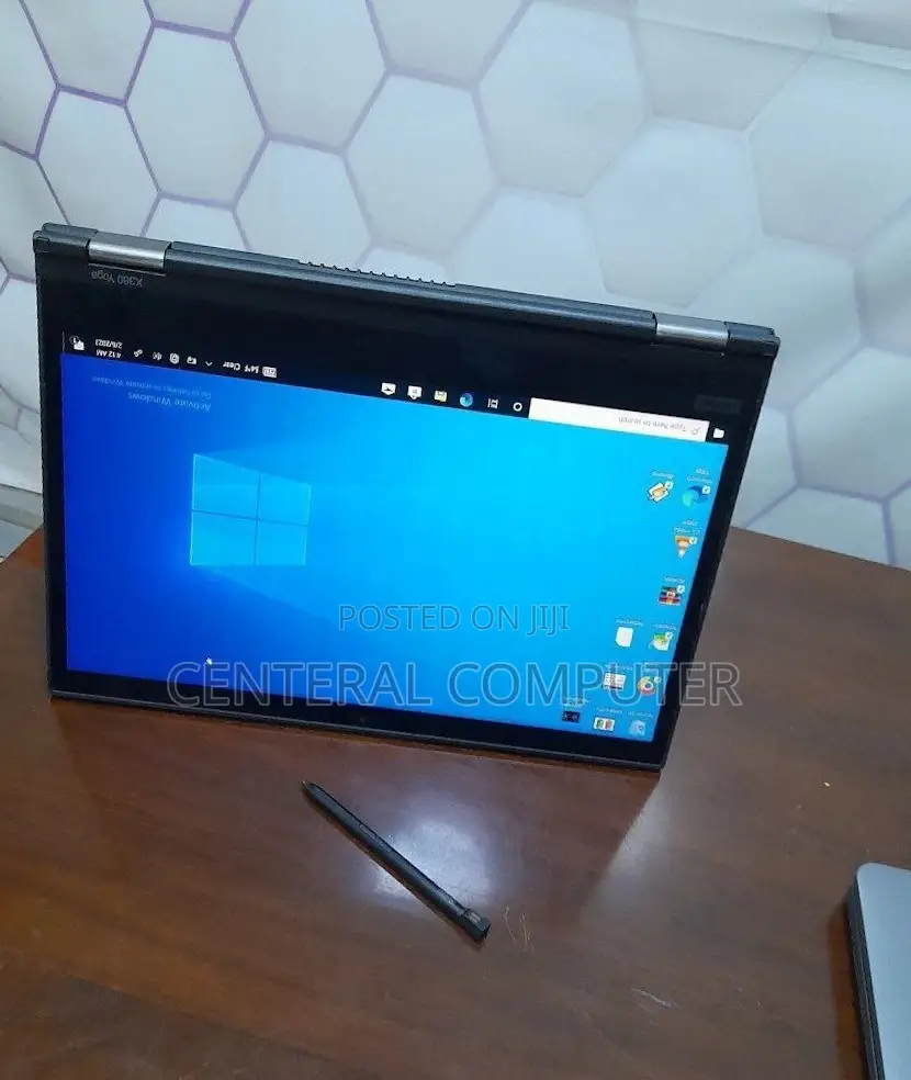 New Laptop Lenovo ThinkPad Yoga 8GB Intel Core I7 SSD 512GB