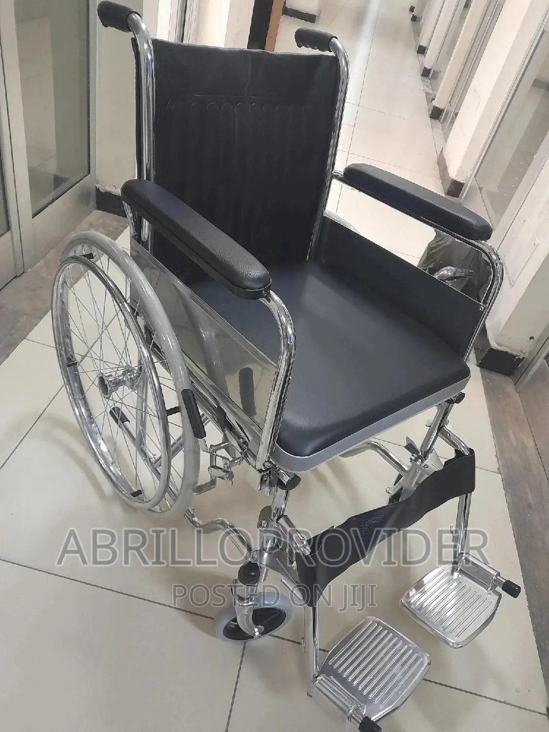 Geniune Commode Wheelchair/Toilet Wheelchair