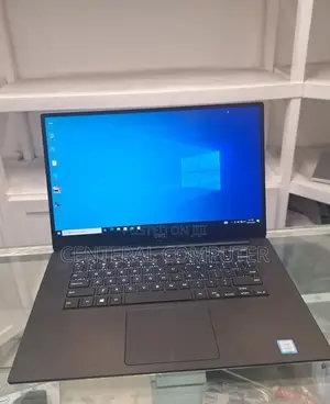 New Laptop Dell XPS 15 (9530) 24GB Intel Core I7 SSD 512GB