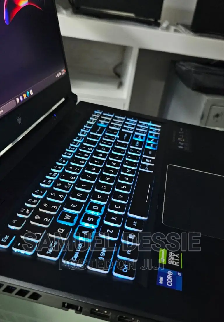 New Laptop Acer Predator Helios 300 16GB Intel Core I7 SSD 1T