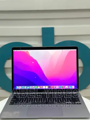 Photo - New Laptop Apple MacBook Air 2020 8GB Intel Core I3 SSD 256GB