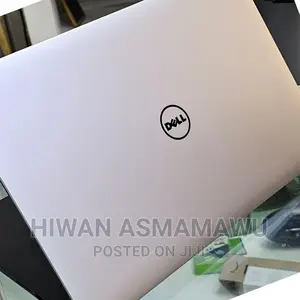 New Laptop Dell Precision 15 3520 16GB Intel Core I7 SSD 512GB