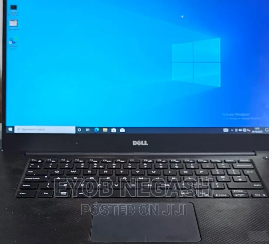 New Laptop Dell Precision 15 3520 16GB Intel Core I7 SSD 512GB
