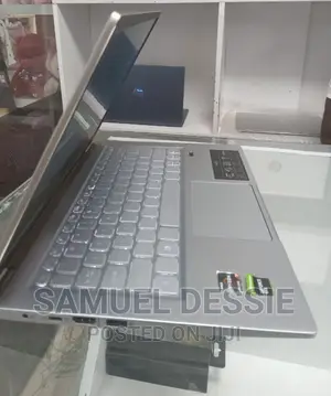 New Laptop Acer 16GB AMD Ryzen 7 SSD 512GB