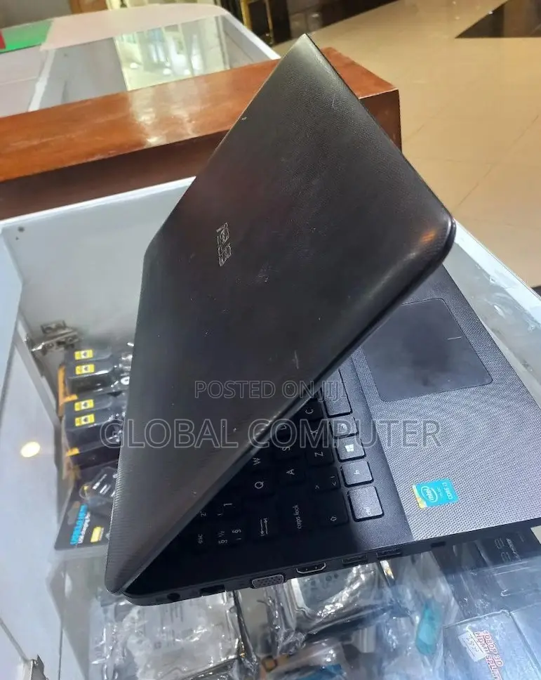 New Laptop Asus VivoBook 15 X540NA 4GB Intel Core I3 HDD 500GB