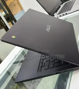 New Laptop Asus A42DE 4GB Intel Core 2 Quad HDD 72GB