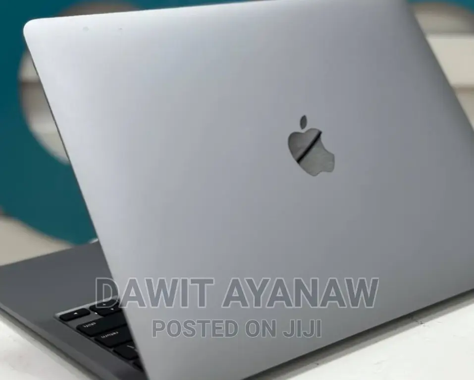 New Laptop Apple MacBook Air 2020 8GB Intel Core i3 SSD 256GB