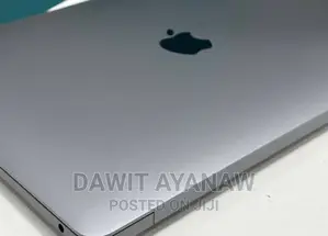 New Laptop Apple MacBook Air 2020 8GB Intel Core i3 SSD 256GB