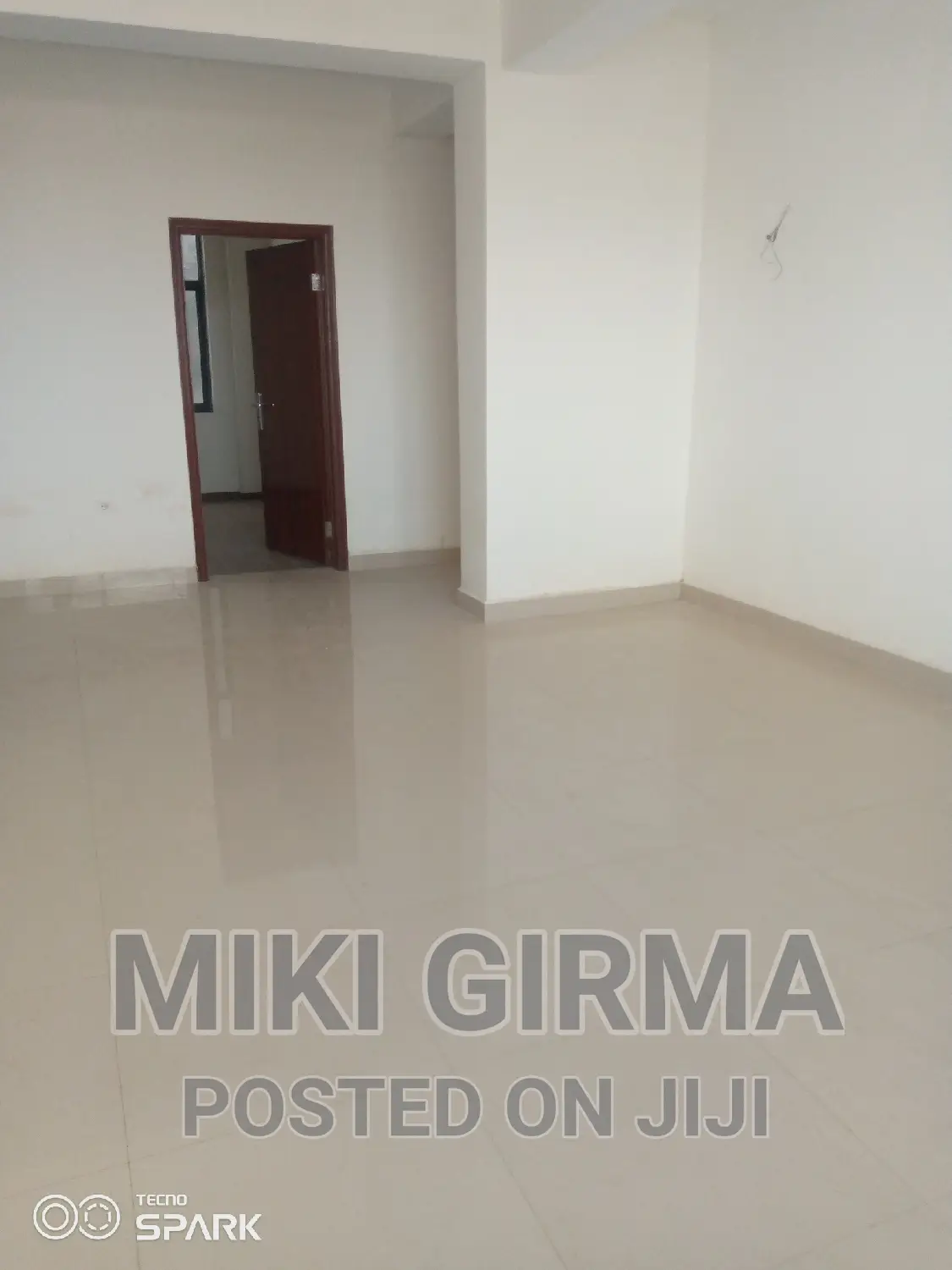 3bdrm Apartment in ፊጋ ኖህ ሪልስቴት, Bole for sale