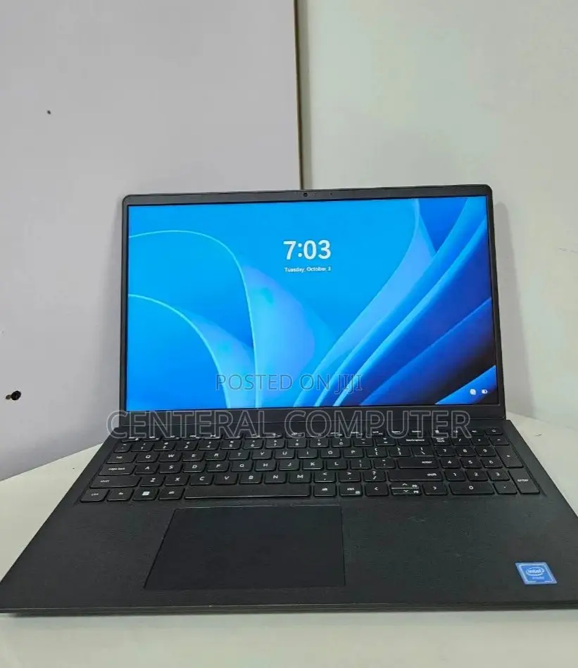 New Laptop Dell Inspiron 13 7386 8GB Intel Core I3 SSD 256GB