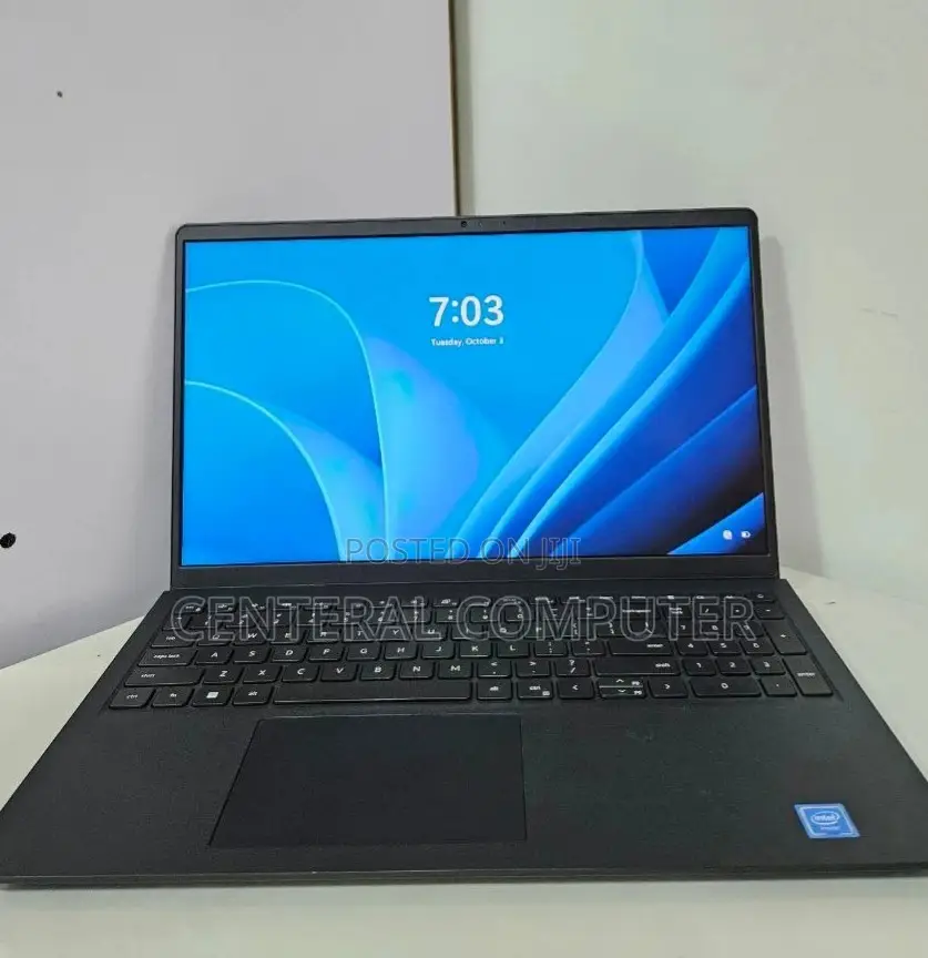New Laptop Dell Inspiron 13 7386 8GB Intel Core I3 SSD 256GB