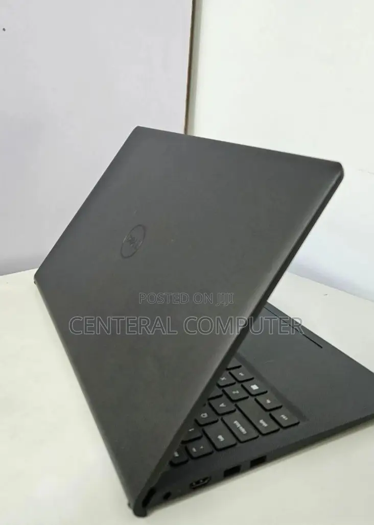 New Laptop Dell Inspiron 13 7386 8GB Intel Core I3 SSD 256GB