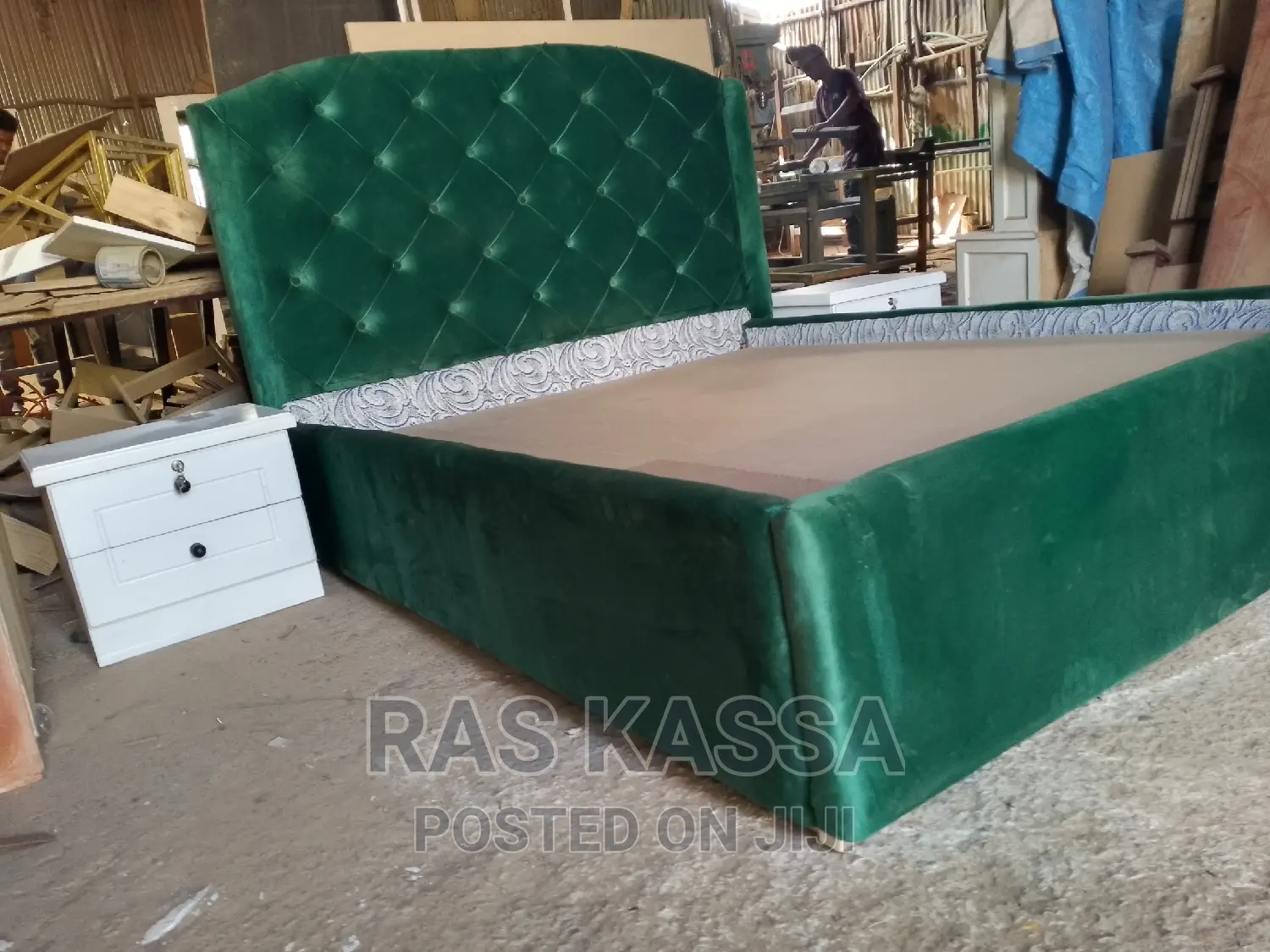 1,50 ቸስተር አልጋ