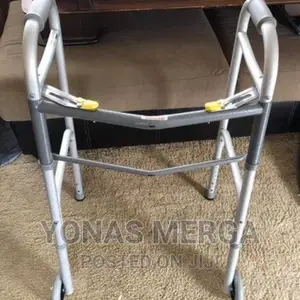 Polished Walker/100 To150 Kg Walker/Surgical Walker/Walker