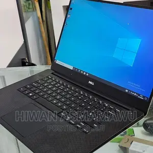 New Laptop Dell Precision 15 3520 16GB Intel Core I7 SSD 512GB