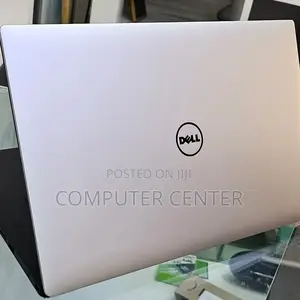 New Laptop Dell Precision 15 3520 16GB Intel Core I7 SSD 512GB